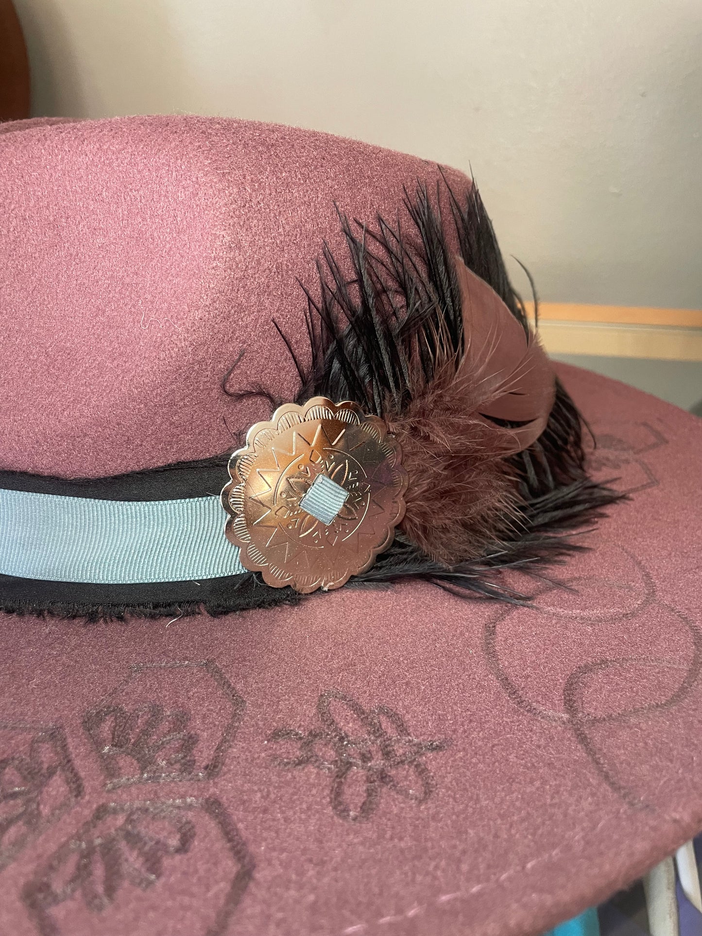 Midnight Honeysuckle Hat