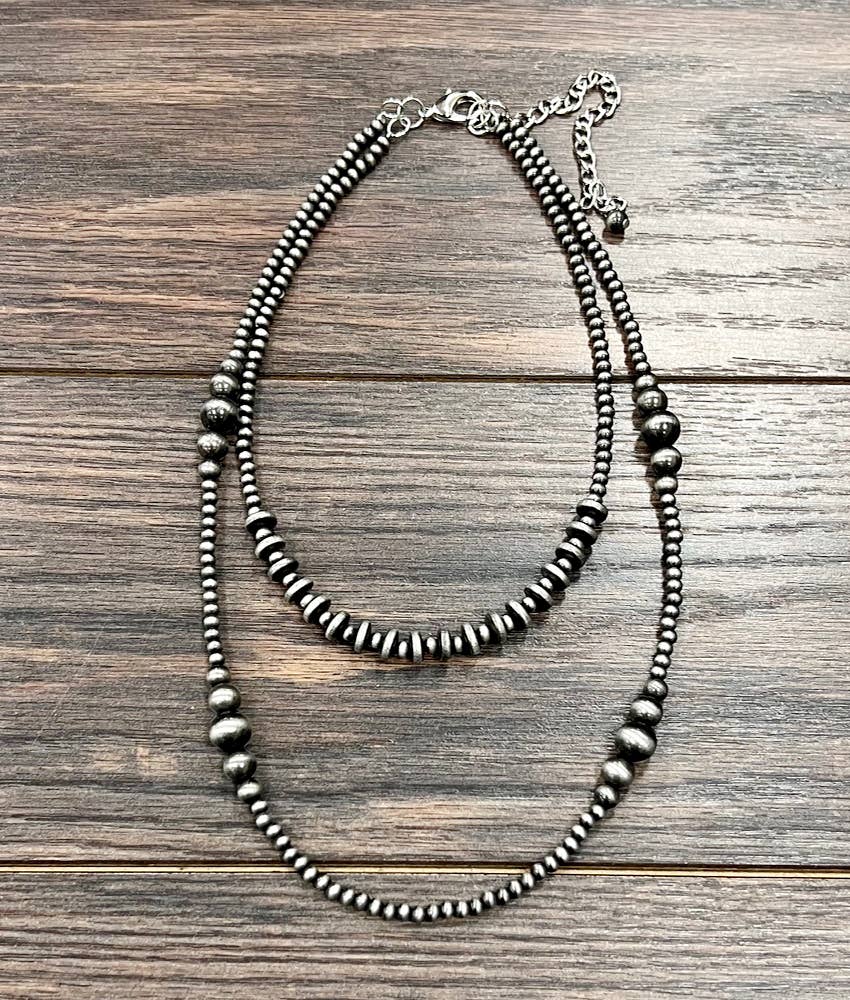 739141, Handmade Navajo Bead Necklace