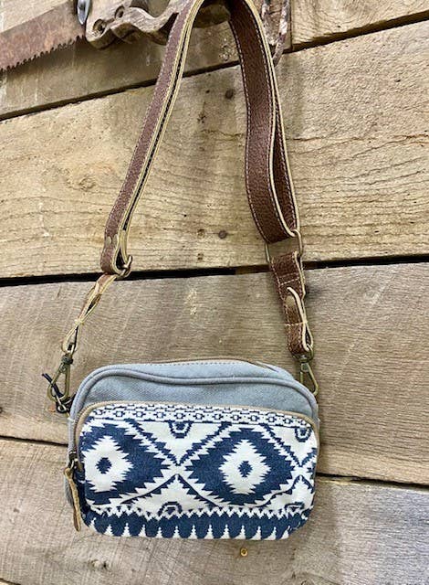 Small Western Crossbody