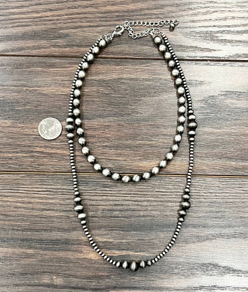 739123, Handmade Navajo Bead Necklace