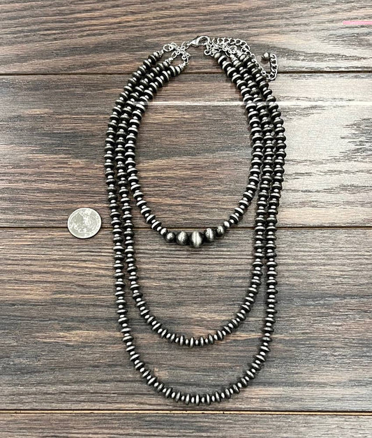 739302, Handmade Rondelle Navajo Bead Necklace