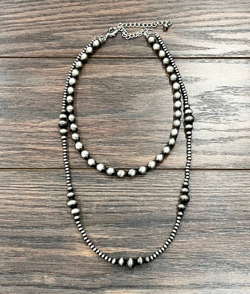 739123, Handmade Navajo Bead Necklace
