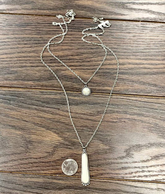 Western White Turquoise Necklace