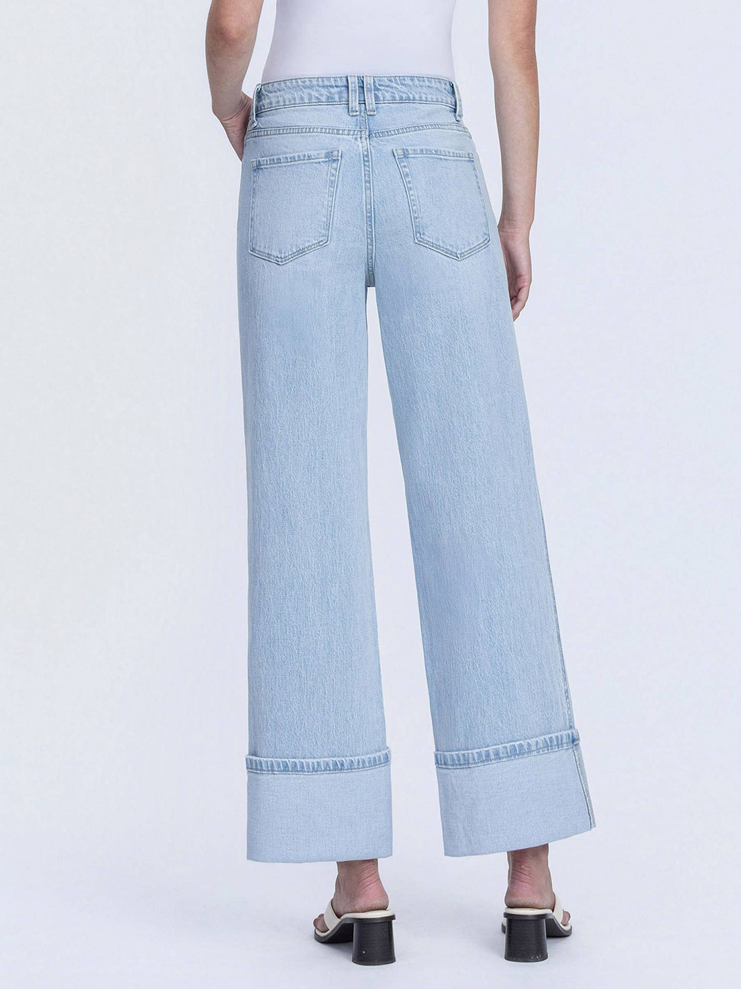 SUPER HIGH RISE LIGHT WASH CUFFED BAGGY WIDE JEANS