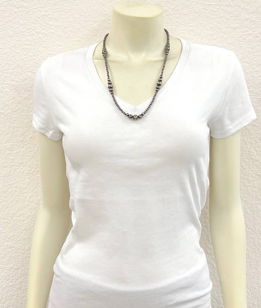 738101, Handmade 22" Polish Navajo Bead Necklace