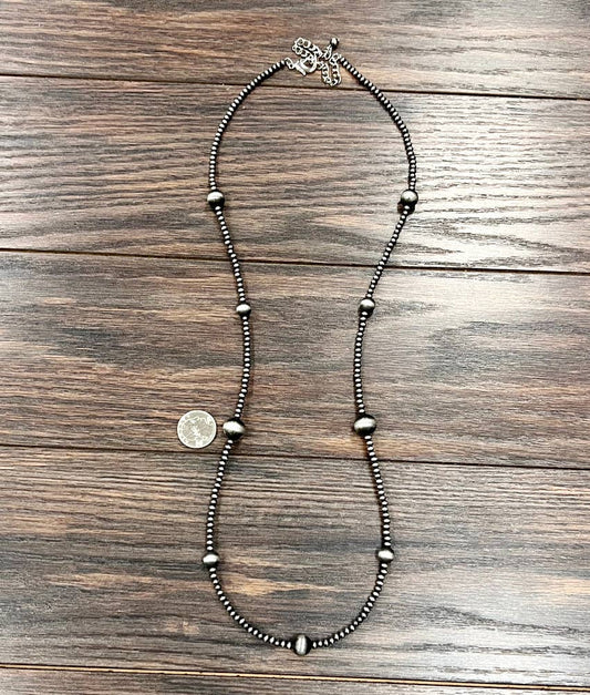 738910, Handmade 34" Navajo Bead Necklace