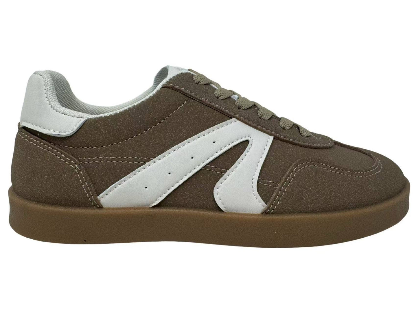 Retro Women's Throwback Sneaker