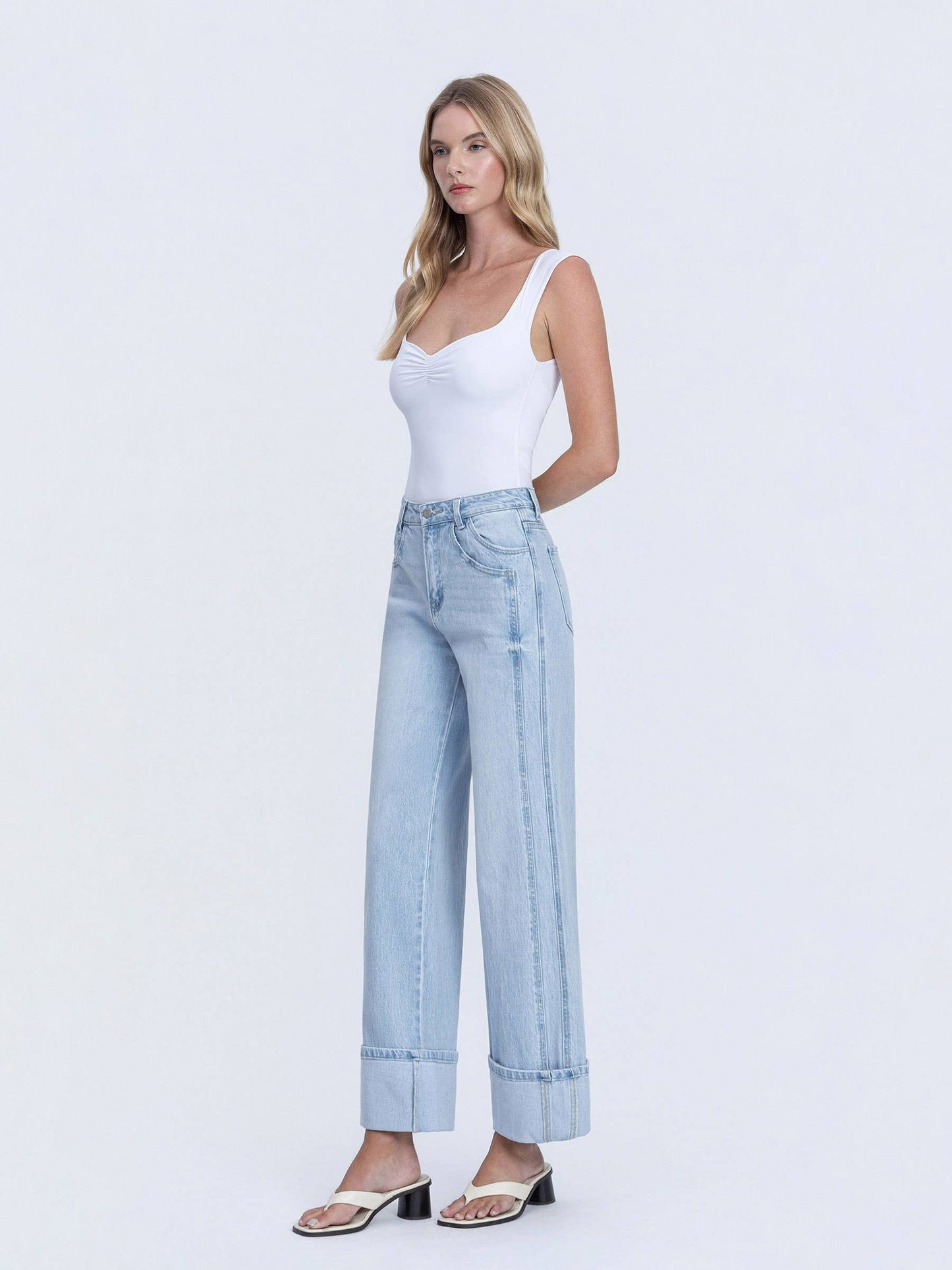 SUPER HIGH RISE LIGHT WASH CUFFED BAGGY WIDE JEANS