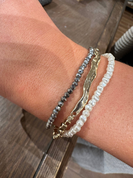 Pearl Gold and Crystal Stretch Bracelet