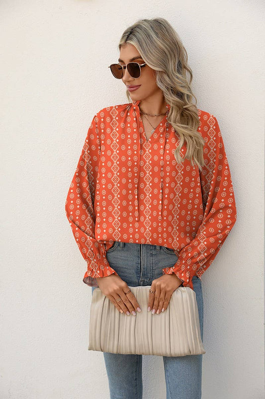 V-NECK TIE LOOSE PRINTED TOP