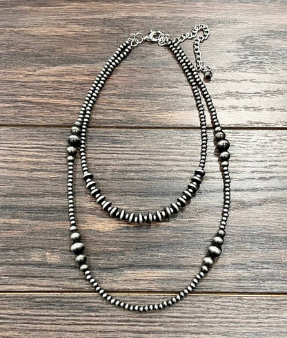739141, Handmade Navajo Bead Necklace