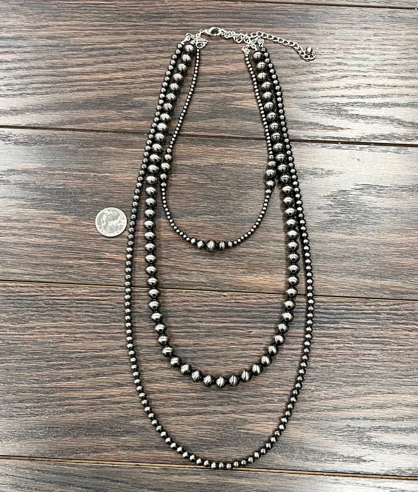 738234, Handmade Polish Navajo Bead Necklace