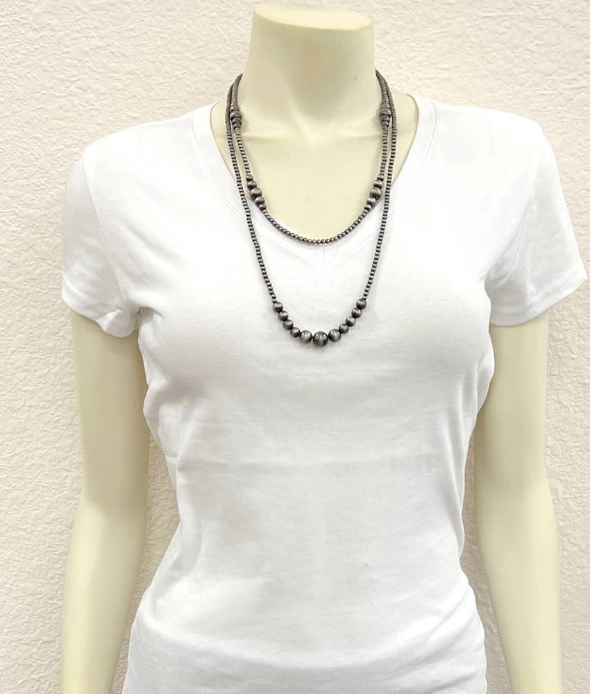 735710, Handmade 26" Navajo Bead Necklace