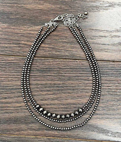 738107, Handmade 17" Polish Navajo Bead Necklace