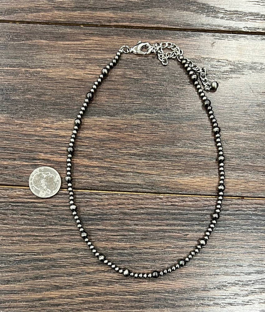 738103, Handmade 16" Polish Navajo Bead Necklace