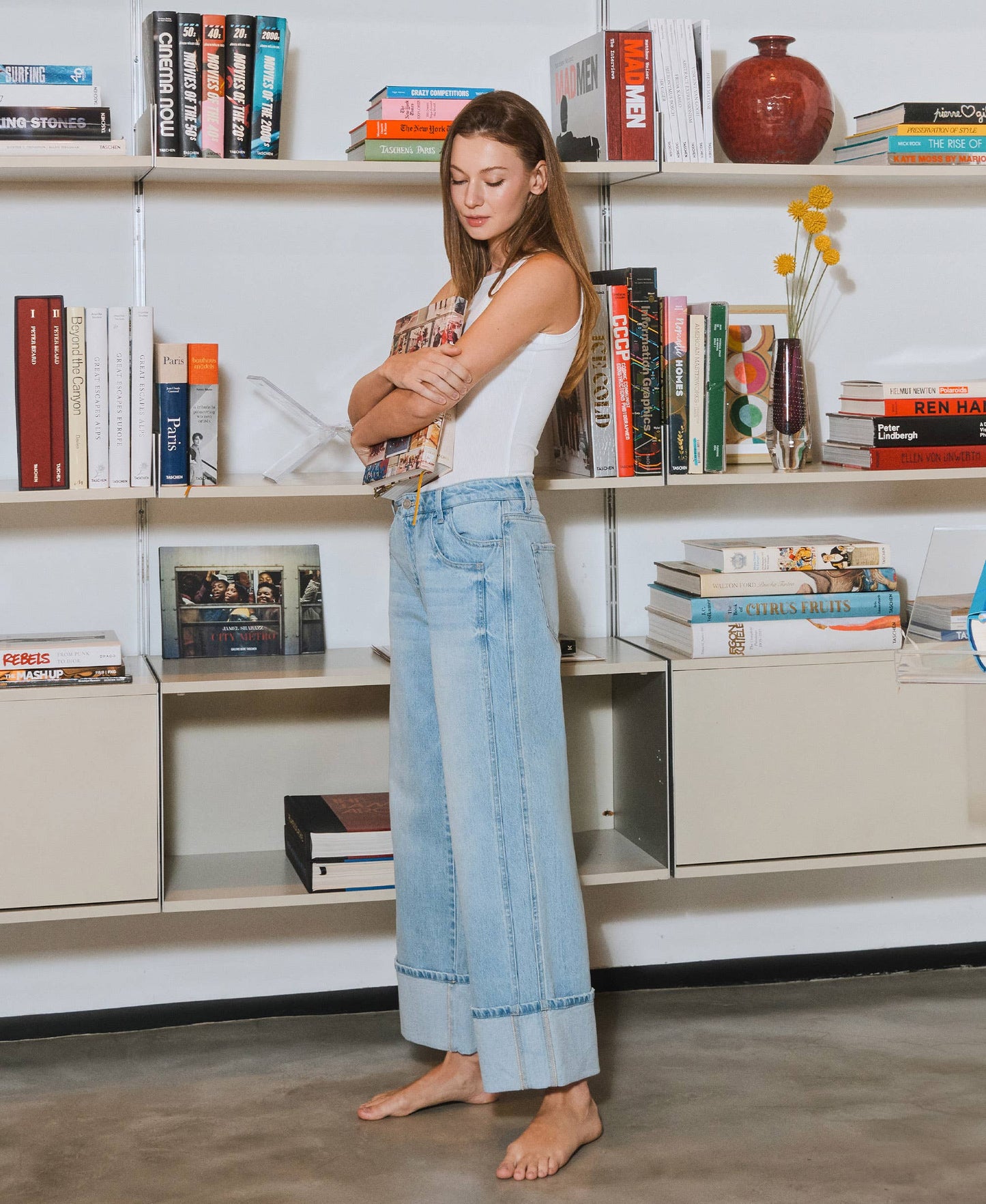 SUPER HIGH RISE LIGHT WASH CUFFED BAGGY WIDE JEANS