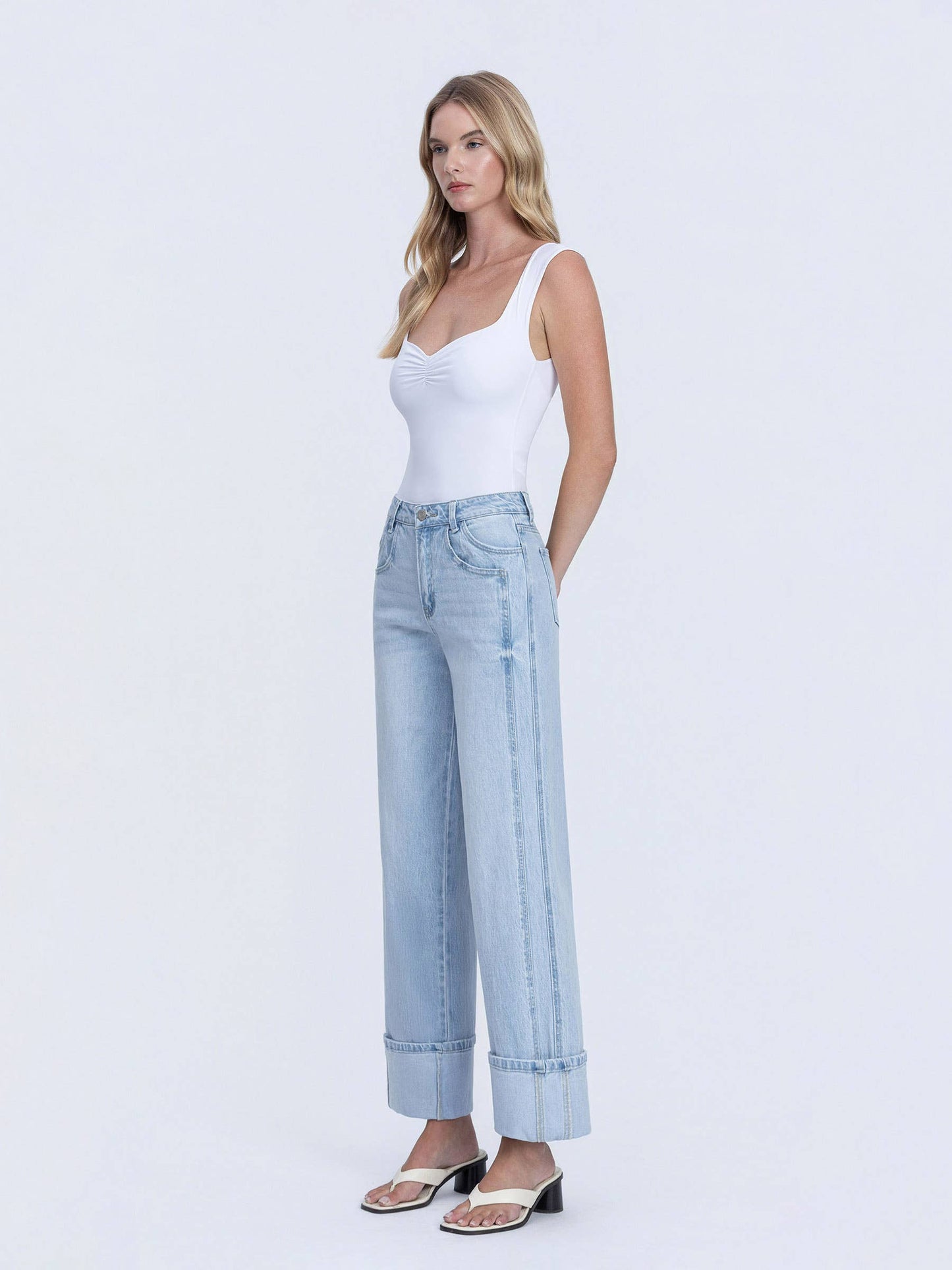 SUPER HIGH RISE LIGHT WASH CUFFED BAGGY WIDE JEANS