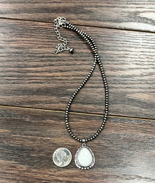 735224, Handmade 15" Navajo White Turquoise Necklace