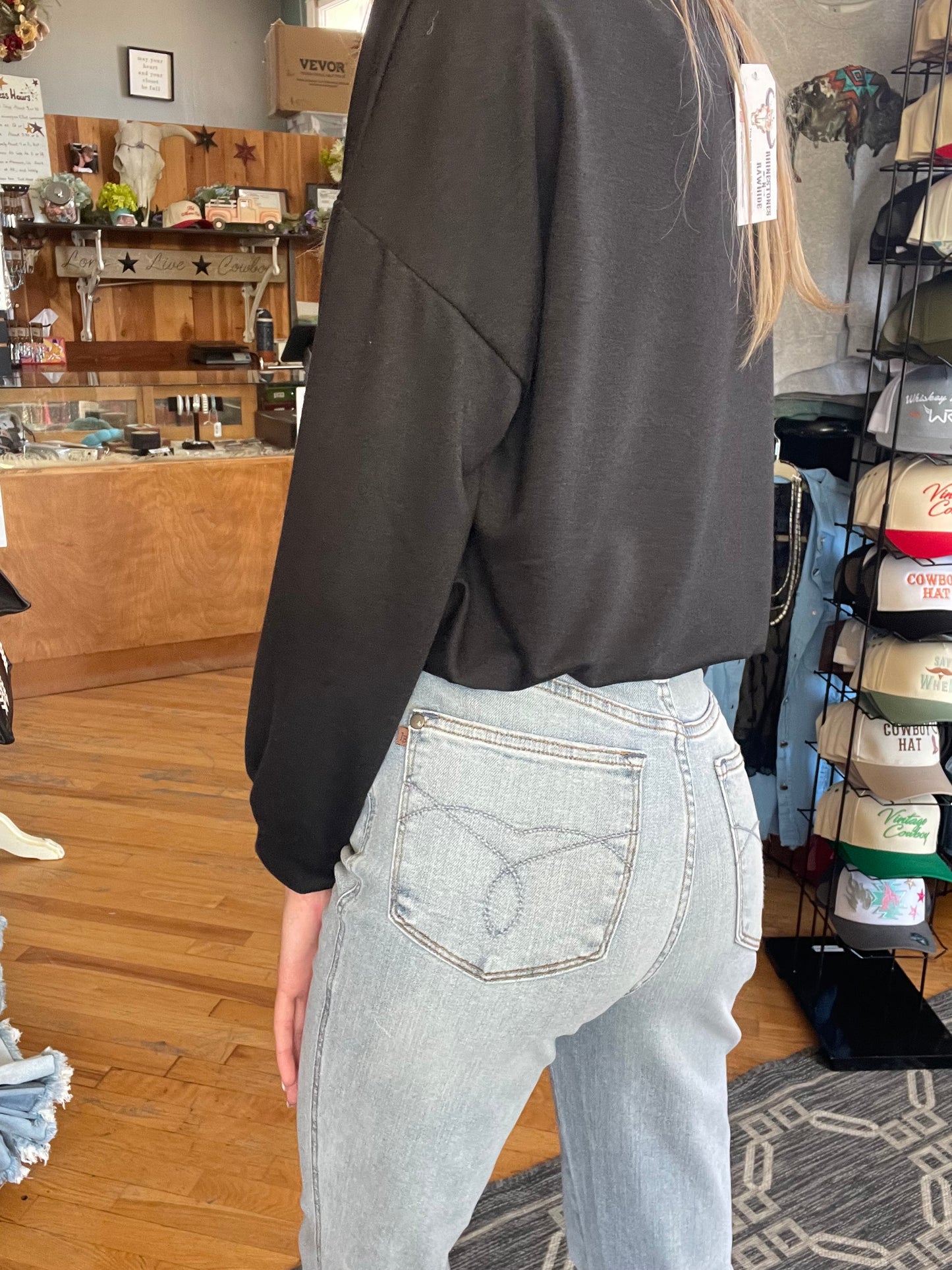 Light Wash Boot Stitch Pocket-Reg & Long