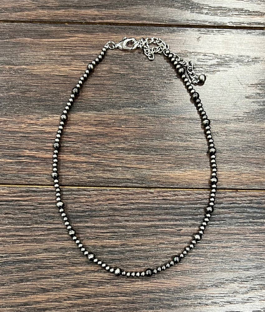 738103, Handmade 16" Polish Navajo Bead Necklace