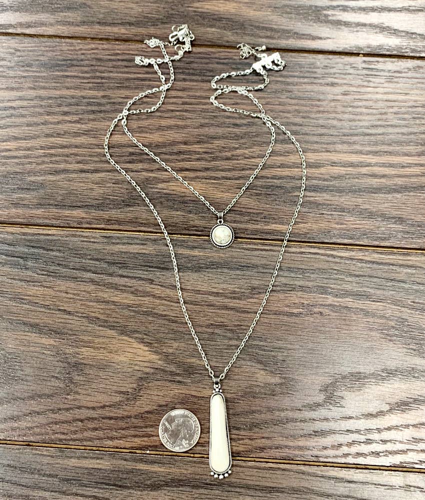 Western White Turquoise Necklace