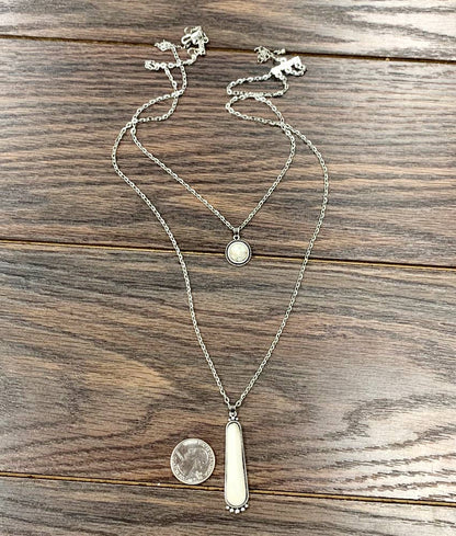 Western White Turquoise Necklace
