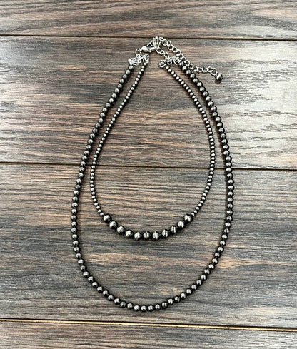 739596, Handmade 20" Polish Navajo Bead Necklace