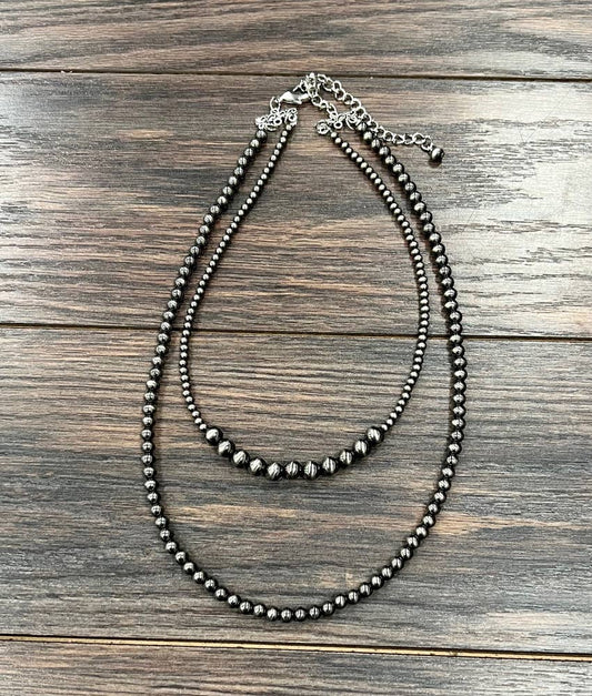 739596, Handmade 20" Polish Navajo Bead Necklace