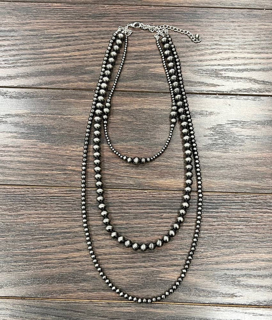 738234, Handmade Polish Navajo Bead Necklace