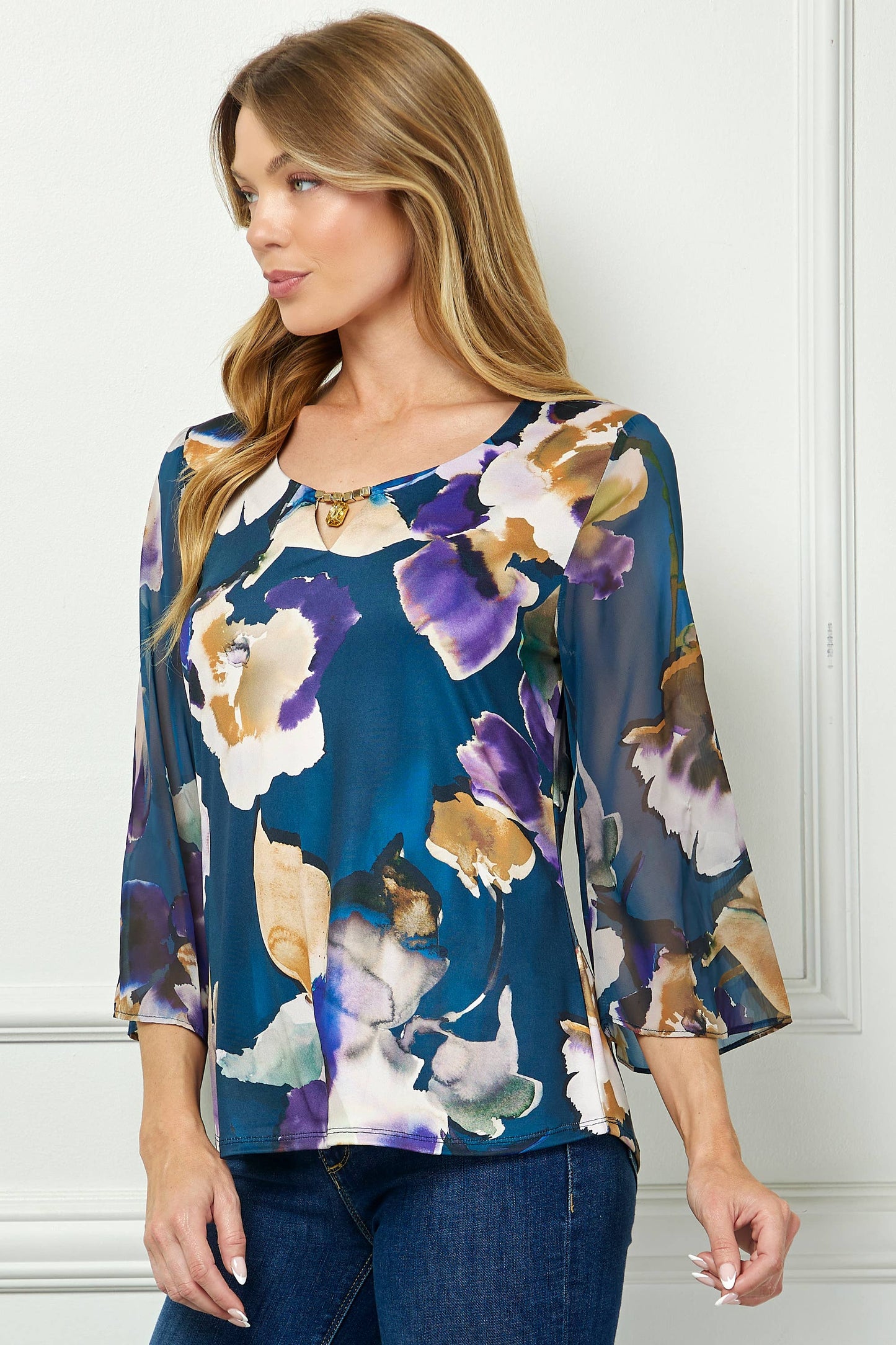 VINTAGE KEYHOLE NECKLINE BLOUSE
