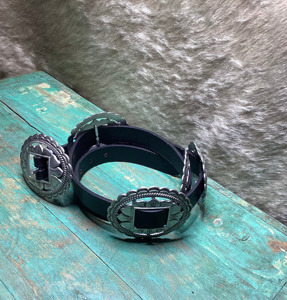 Genuine Leather Western Oval Floral Concho Belt