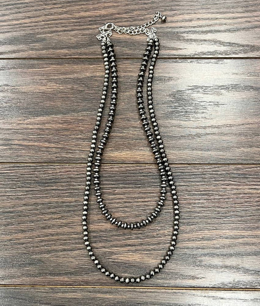 738123, Handmade Polish Navajo Bead Necklace
