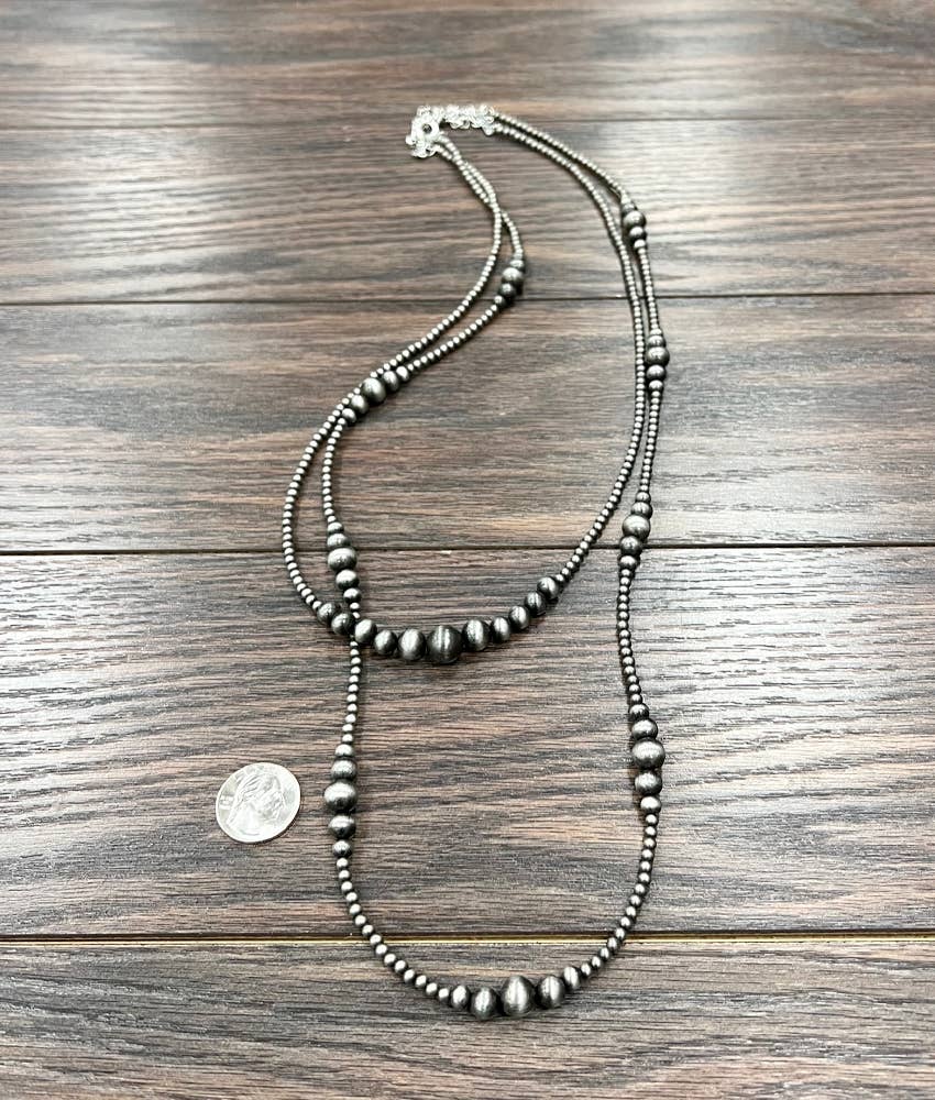 735664, Handmade 36" Navajo Bead Necklace