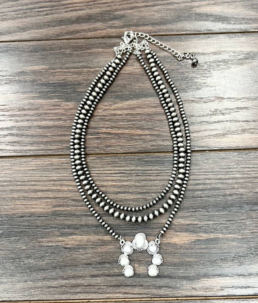 739412, Handmade Squash Naha White Turquoise Necklace