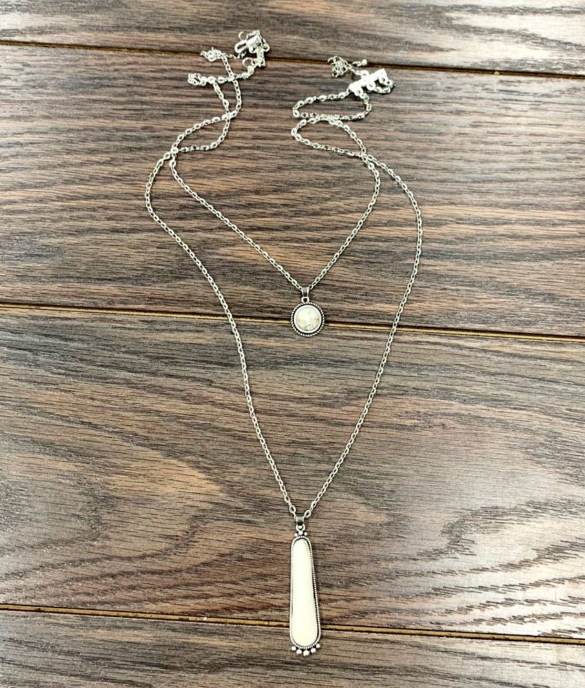 Western White Turquoise Necklace