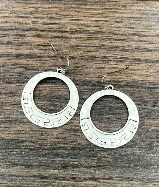 Stylish silver ranch style earrings with intricate geometric pattern for a chic accessory look
