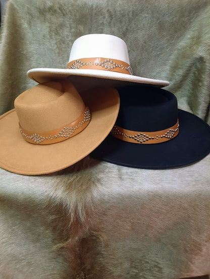 Wide Brim Felt Hat With Hatband